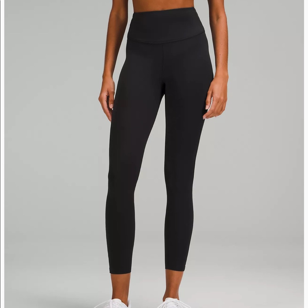 Lululemon Base Pace High Rise “25 Pattern Leggings